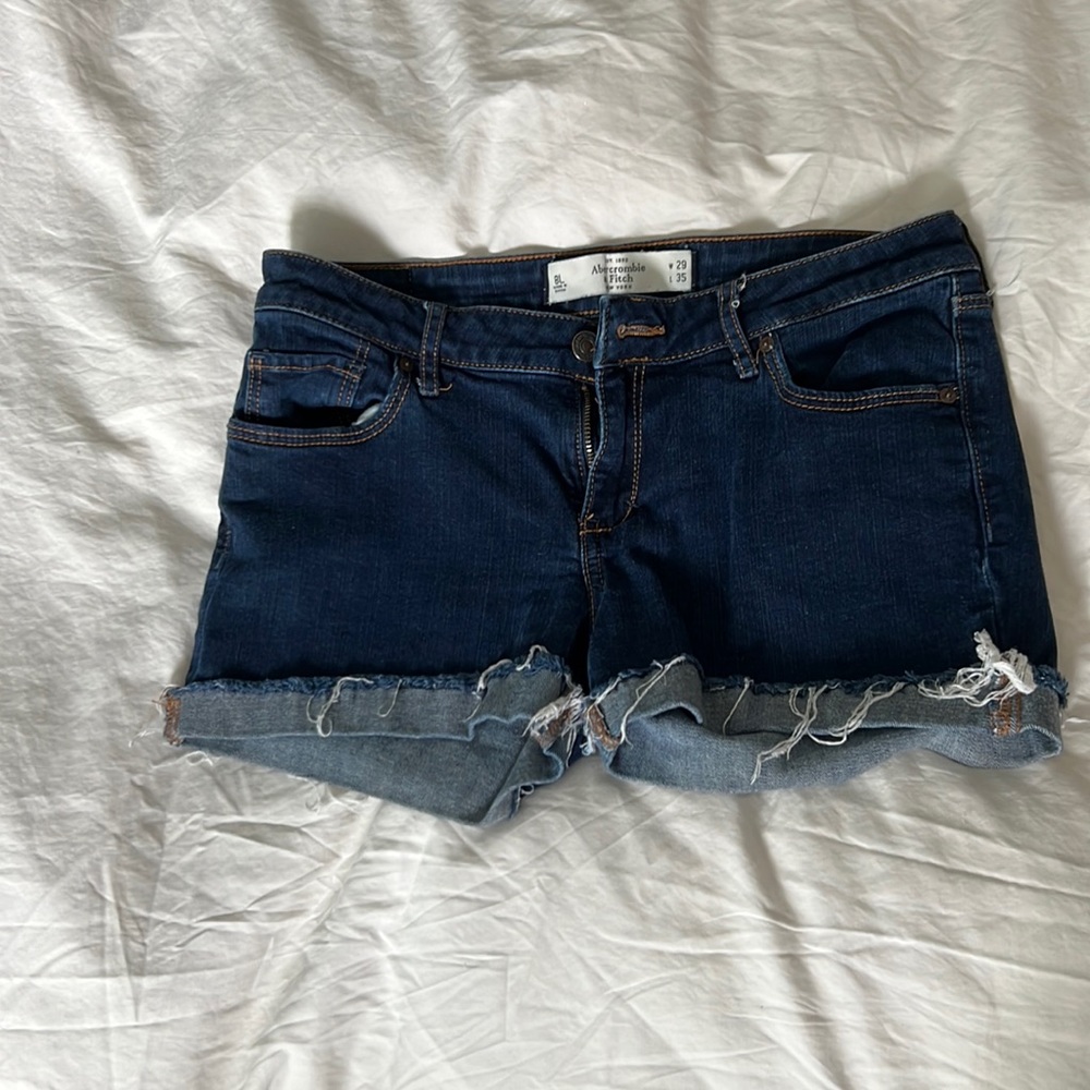 Abercrombie cut off shorts
